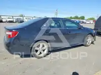 2013 Toyota CAMRY фото