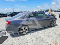 2013 Toyota CAMRY фото