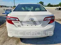 2013 Toyota CAMRY фото