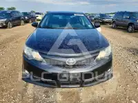 2013 Toyota CAMRY фото