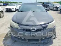 2013 Toyota CAMRY фото