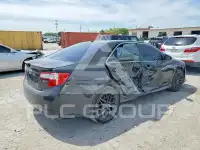 2013 Toyota CAMRY фото