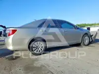 2013 Toyota CAMRY photo