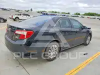 2013 Toyota CAMRY фото