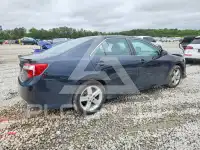 2013 Toyota CAMRY фото