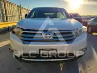 2013 Toyota Highlander фото