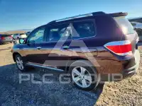 2013 Toyota Highlander фото