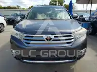 2013 Toyota Highlander photo