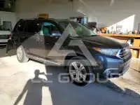 2013 Toyota Highlander фото