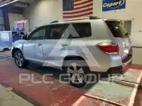 2013 Toyota Highlander фото