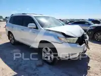 2013 Toyota Highlander фото