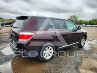 2013 Toyota Highlander фото