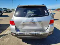 2013 Toyota Highlander фото