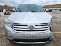 2013 Toyota Highlander фото