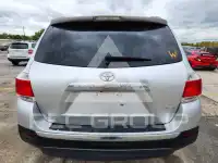 2013 Toyota Highlander фото