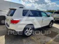 2013 Toyota Highlander фото