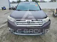 2013 Toyota Highlander фото