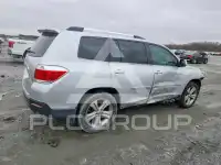 2013 Toyota Highlander photo