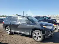 2013 Toyota Highlander photo