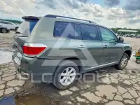 2013 Toyota Highlander фото
