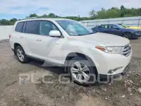 2013 Toyota Highlander фото