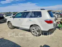 2013 Toyota Highlander фото