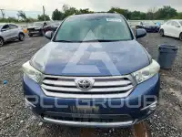 2013 Toyota Highlander фото