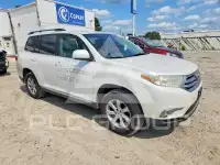 2013 Toyota Highlander photo