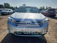 2013 Toyota Highlander photo
