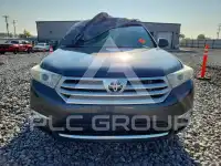 2013 Toyota Highlander photo