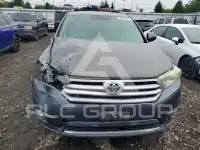 2013 Toyota Highlander photo