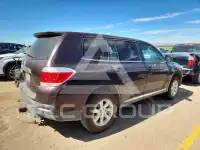 2013 Toyota Highlander photo