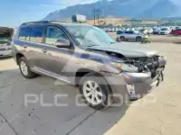 2013 Toyota Highlander фото