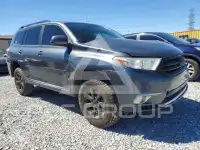 2013 Toyota Highlander photo