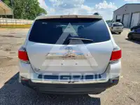 2013 Toyota Highlander фото