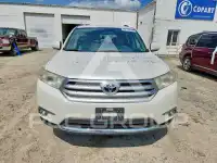 2013 Toyota Highlander photo