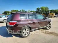 2013 Toyota Highlander фото