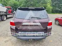 2013 Toyota Highlander фото