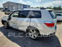 2013 Toyota Highlander фото