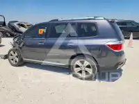 2013 Toyota Highlander photo