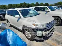2013 Toyota Highlander photo