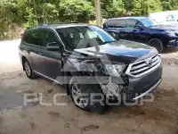 2013 Toyota Highlander фото