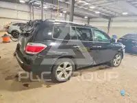 2013 Toyota Highlander фото