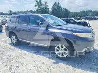 2013 Toyota Highlander фото