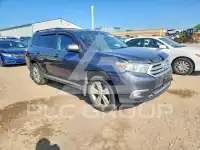 2013 Toyota Highlander photo
