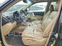 2013 Toyota Highlander photo