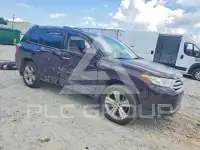 2013 Toyota Highlander photo