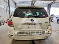 2013 Toyota Highlander photo