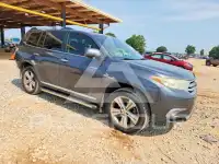 2013 Toyota Highlander фото