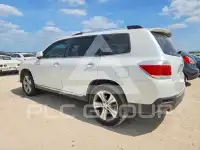 2013 Toyota Highlander фото
